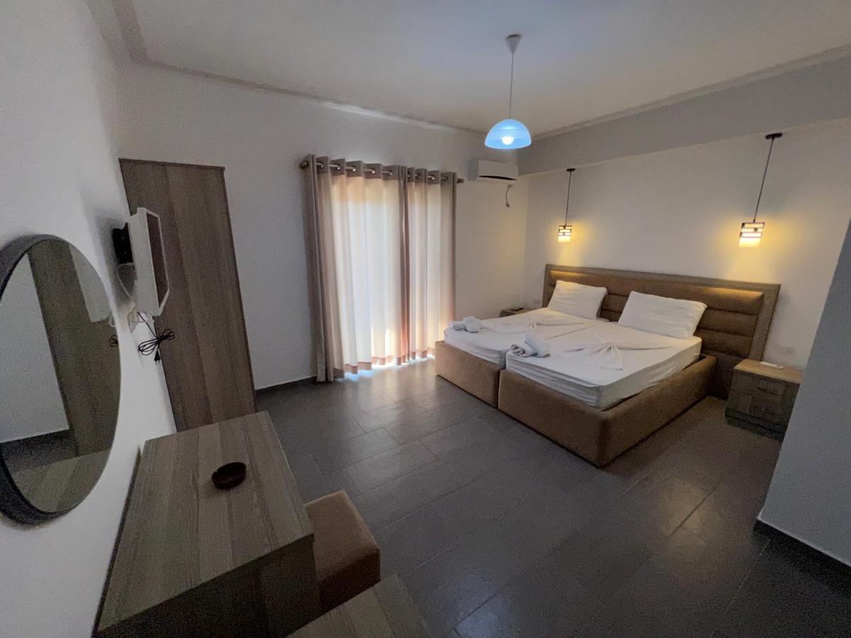 Hotel Irini Σαράντα Εξωτερικό φωτογραφία