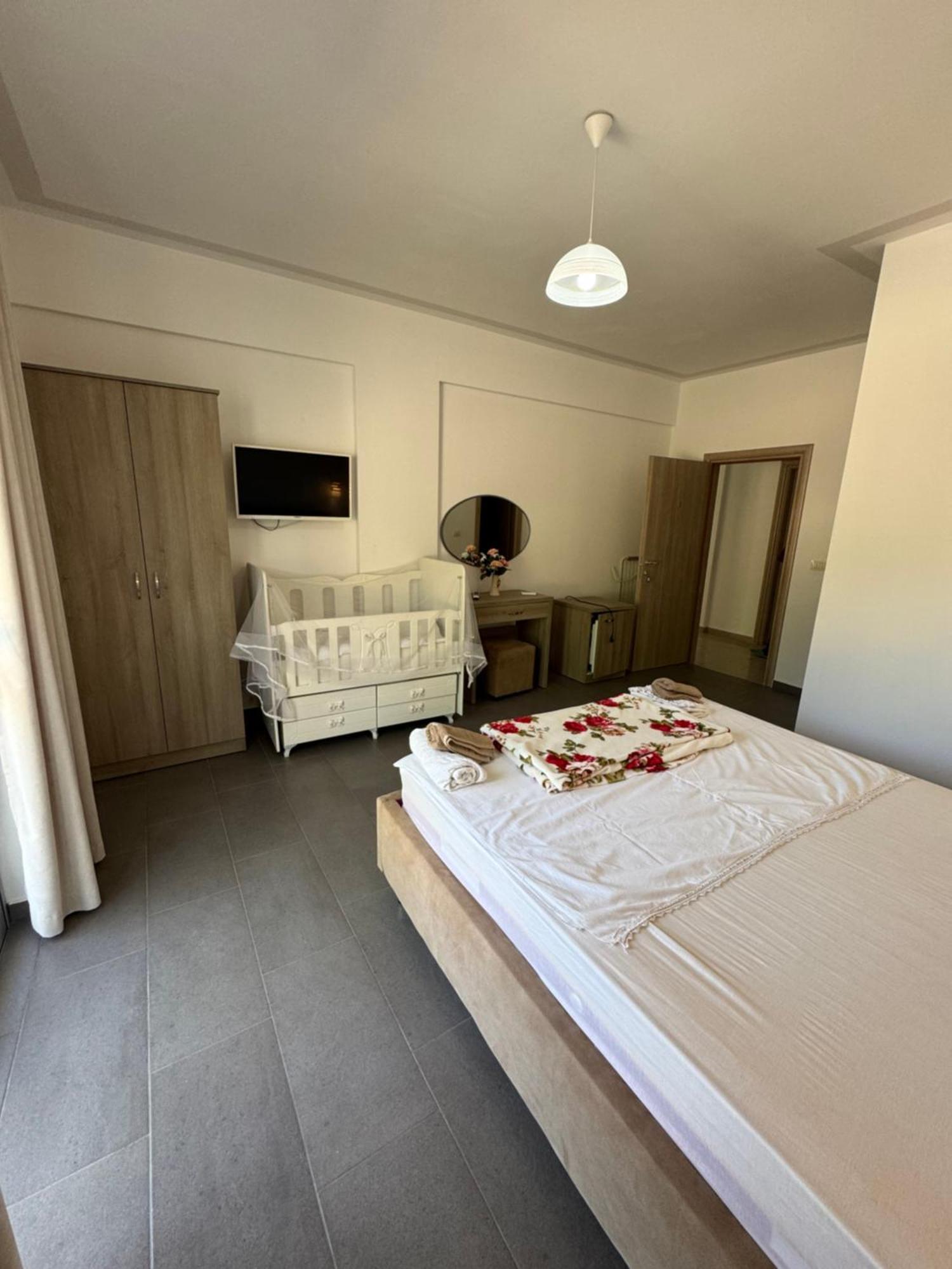 Hotel Irini Σαράντα Εξωτερικό φωτογραφία