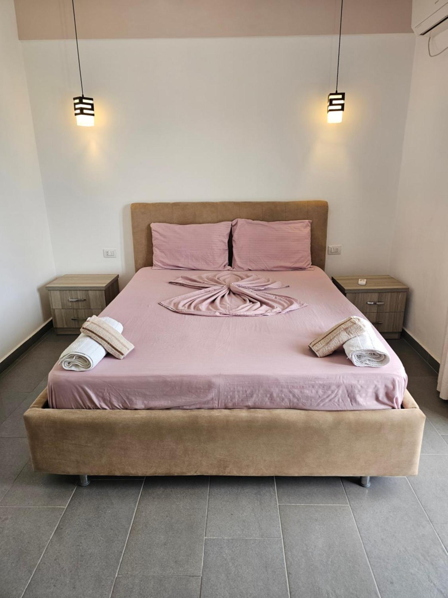 Hotel Irini Σαράντα Εξωτερικό φωτογραφία