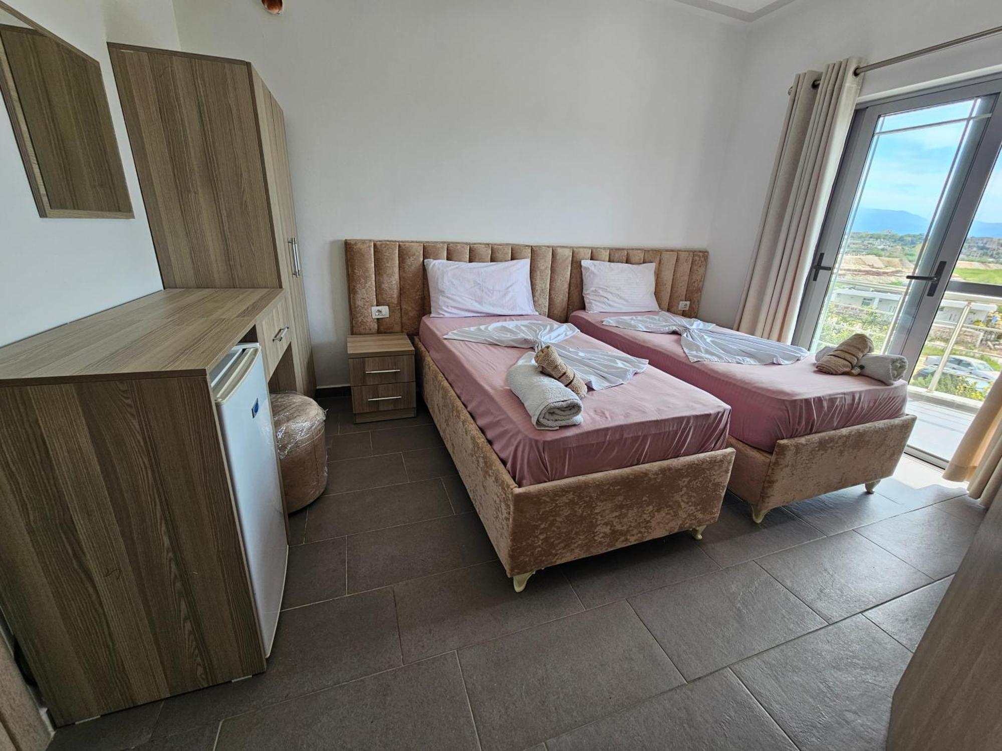 Hotel Irini Σαράντα Εξωτερικό φωτογραφία